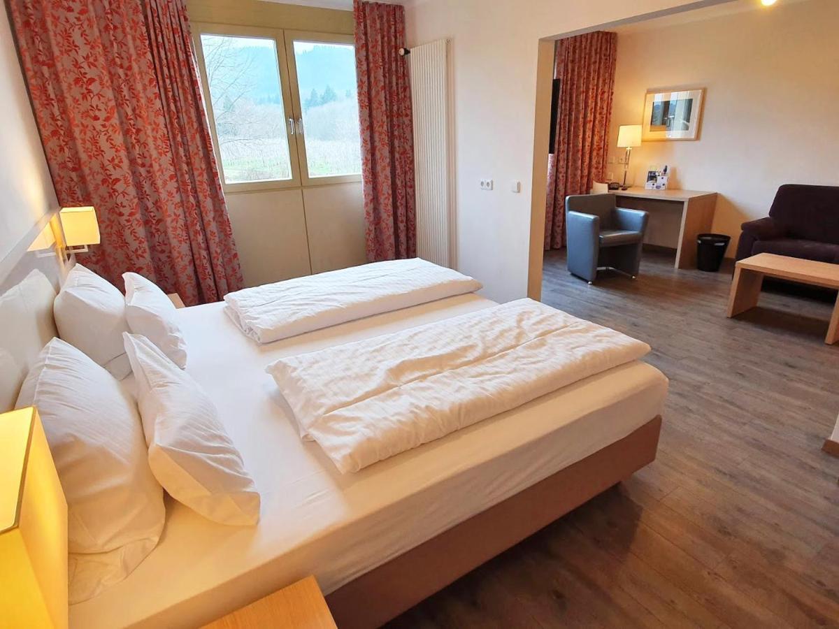 Dorint Hotel Durbach/Schwarzwald Exterior photo